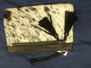 clutch_embroiderers_india